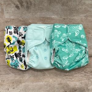 Lalabye Baby, NEWBORN size cloth diapers reusable. Hook and Loop *USED*